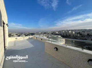  27 شقة ارضية للبيع في الجبيهة 145م + 50م ترس وكراج مستقل (شقتين في الطابق) على 3 شوارع من المالك