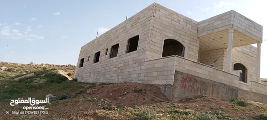  7 دار للبيع  بعسر مغري