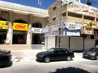  30 عدد محل عصير كامل متكامل  بحاله لجديد والسعر ما يرضي الله البيع كامل. كلو بحاله الجديد
