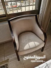  1 كراسي كبيره  صالون مفرده بألوان مختلفه  للبيع