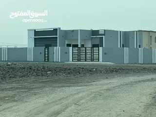  1 للبيع منزل شناص سور العبري غرب