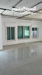  3 مجمع تجاري للبيع في افضل مواقع شارع مكة / موقع حيوي ممتاز الرقم المرجعي : 48110