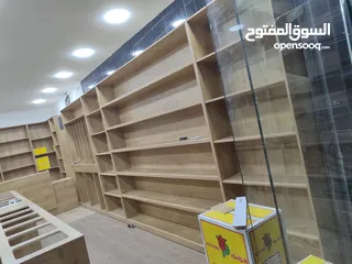  2 ديكور محل للبيع