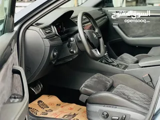  12 سوبيرب سبورت لاين بلاك اديشن