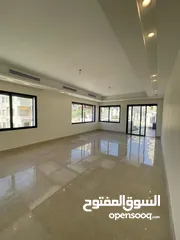  5 شقه 225م أبراج عبدون الطابقية الفاخره /شبة ارضي مع مدخل مستقل