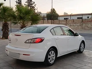  10 مازدا زووم 3 موديل 2012 . فحص 3 جـــــيـــــد قصعه باعتبار فحص مرفق بصور . مالك واحد من الشركة.