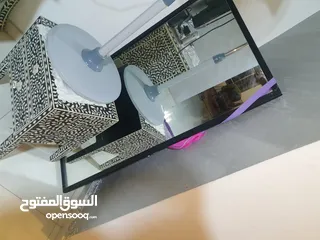  5 قنصل هندي أنتيكات مودر إماراتي لون اسود مورد بأبيض سعر 700 دينار بحالة ممتازة