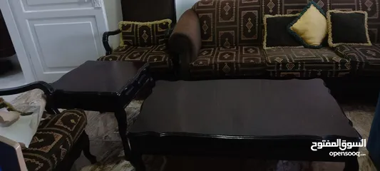 1 طقم كنب وطاولات خشب زان