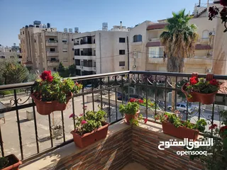  9 شقه طابقيه بمنطقه الروابي للبيع