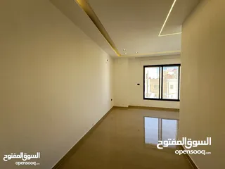  7 شقه 110متر في مرج الحمام قرب دوار البرديني بتشطيب مميز
