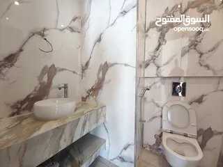  13 فيلا للايجار في منطقة عبدون  ( Property 36560 )-175055042