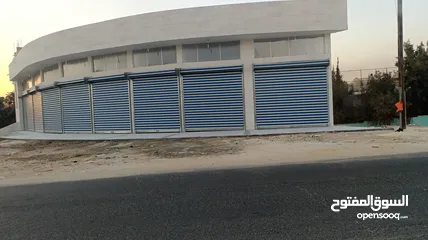  2 محلات عيادات مخازن صالون حلاقة تسوية للايجار