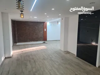  1 محل تجاري للايجار في الخليل - ش. وادي التفاح - عين عرب