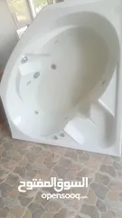  2 جاكوزي شبه جديد للبيع بسعر مغري