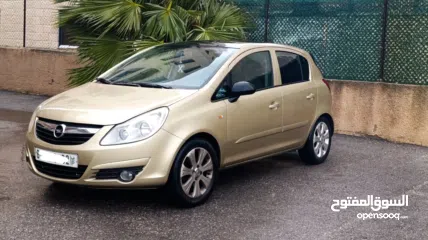  4 اوبل كورسا 2008  للبيع بحالة ممتازة