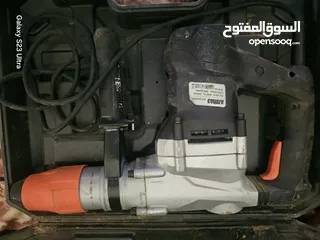  5 هيلتي كبير