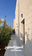  6 فيلا للبيع