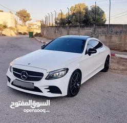  3 مرسيدس C300 2020/ فل مسكر بانوراما عداد ديجتال فرش عسلي / ولا جرام بويا / بالكررراتين وكالة