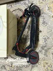  2 مطلوب اسكوترات شحن