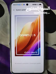  16 Vivo IQoo Neo 10 . 5G