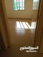  3 شقه للبيع طابق ثاني