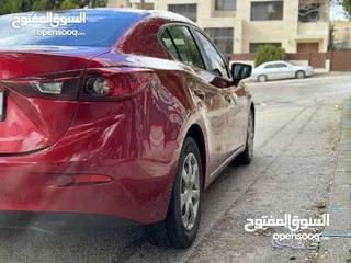  14 Mazda Zoom 3 2019