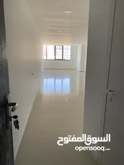  1 مكتبين جنب بعض 61 و 53 منر