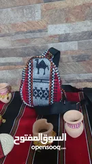  3 حقيبة يدوية مستوحاة من نقوش البادية وألوان الصحراء الأردنية
