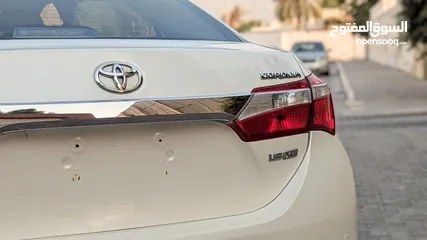  5 Toyota Corolla 1.6 xli 2016 white