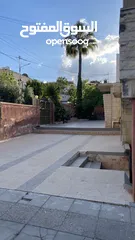  8 عقارات للبيع