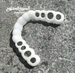  3 اسنان صناعية عدد اربع فك سفلي وعلوي