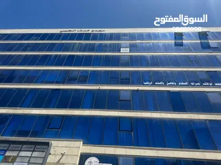  13 عيادة طبية مقابل المركز العربي