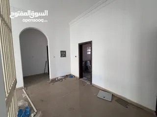  12 فيلا 5000 قدم للبيع بالروضه 3 علي شارع قارع بسعر sq. ft. villa for sale in Rawda 3 5000 خرافي