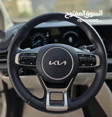  8 kia Sportage Hybrid 2022
