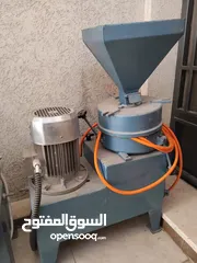  1 مطحنة  للتوابل والبهارات والقمح