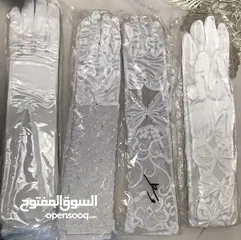  4 كفوف عرايس ستان لون ابيض ولون سكري و دانتيل   متوفر طويل ووسط وقصير