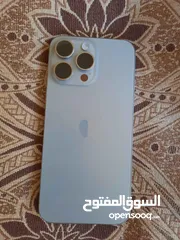  2 ايفون 15برو ماكس بحاله ممتازي لون تيتانيو