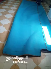  3 موكيتة ثقيلة وسرير حديد