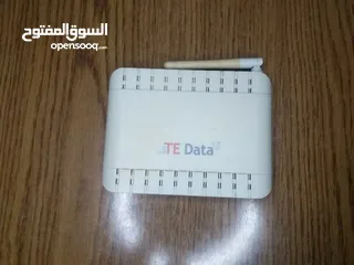  3 جهاز رواتر نت من شركة تي داتا ( TE Data ) و معاه جميع وصلاته