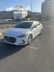  4 Hyundai Elantra هايونداي صالون لانترا