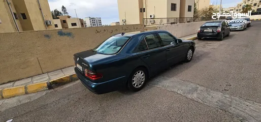  4 E200 قرش ونص