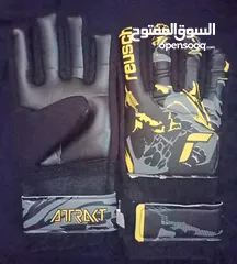  3 goal keeper gloves