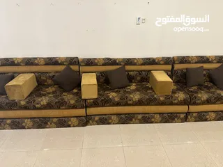  7 كراسي كبيره ومريحه جدا