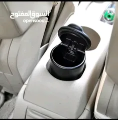  1 طفاية سجائر عصرية وديكور أنيق للسيارة