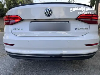  16 Volkswagen E-Lavida 2019