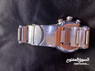  14 ساعة سواتش اصلي للبيع بسعر مناسب وقابل للتفاوض