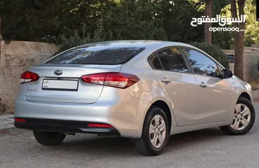  3 كيا سيراتو موديل 2018 من المالك مباشره بحالة ممتازه جدا الفحص مرفق بالصور