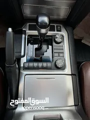  4 لاند كروزر 2018 V8 .. 5700 cc