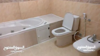  9 فيلا سوبر ديلوكس أرقى واجمل مناطق عبدون اعلان رقم (V38)