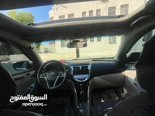  4 هونداي اكسنت 2017 مع فتحة سقف